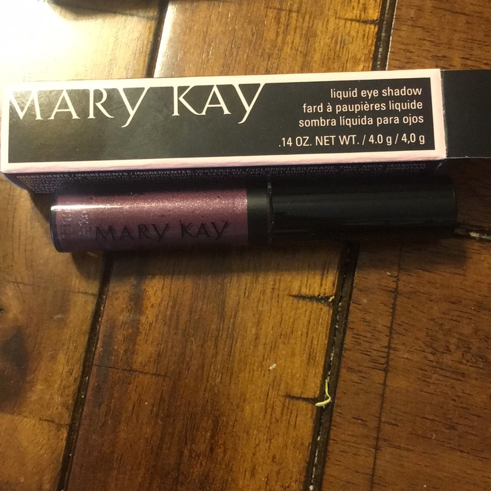 Mary Kay Liquid Eye Shadow